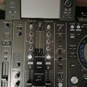 XDJ-RX2