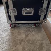 Újszerű Crown MA5000i + MA9000i végfok + DBX PA2 rackben