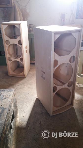 Új Topláda (2x15"+1,4") 1000/2000W 4 Ohm