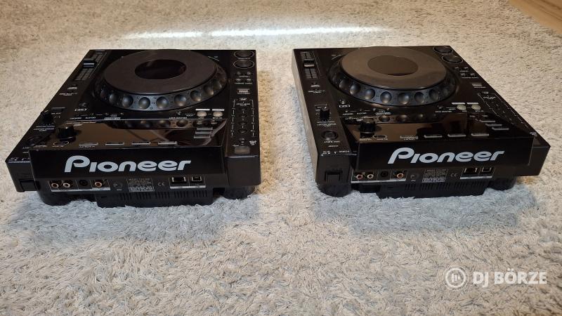 Pioneer CDJ 900 pár (2db) + rack