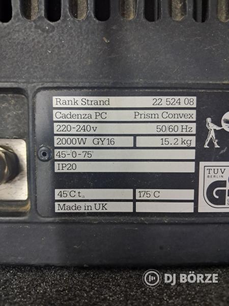 Színházi lámpák Strand Lighting