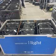 Színházi lámpák Strand Lighting