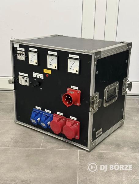 32A betáp szekrény rackben