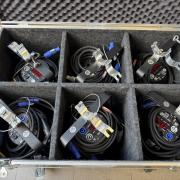 Eladó 6db Involight COBPAR 100 HEX  + rack !!!