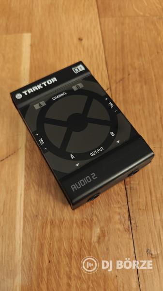 NI Traktor Audio 2 hangkártya