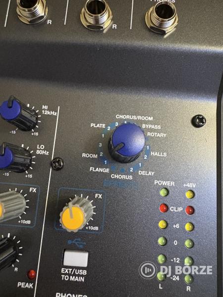 Alesis multimix4 fx keverőpult