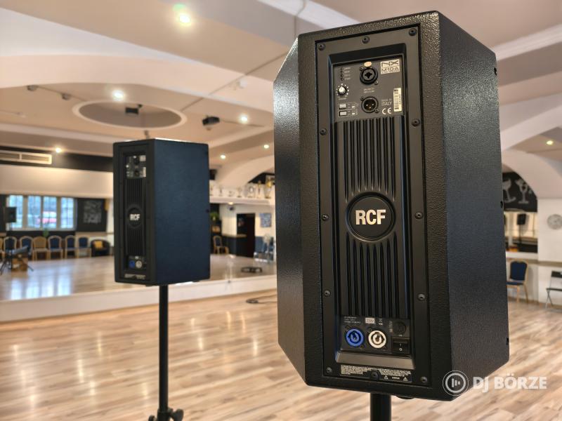 Prémium RCF NX M10-A típusú aktív topládák állvánnyal és huzattal.