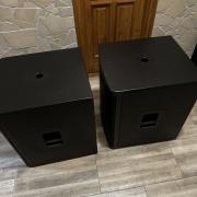 Eladó 2 db Electro-Voice ELX118P! Beszámítás is lehet.!