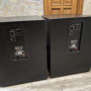 Eladó 2 db Electro-Voice ELX118P! Beszámítás is lehet.!