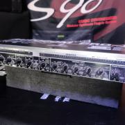 Behringer MDX1600 kompresszor