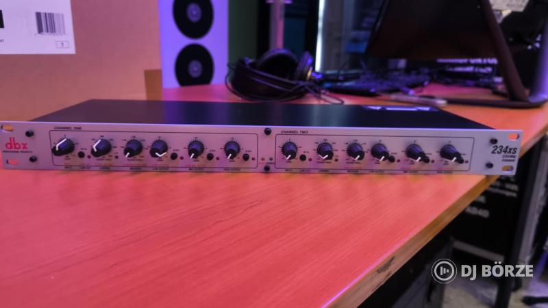 DBX 234XS hangváltó