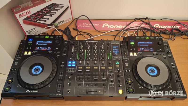 Pioneer CDJ 900 (2db) + gyári kofferek (2db)