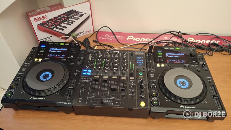 Pioneer CDJ 900 (2db) + gyári kofferek (2db)