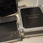 Pioneer CDJ 900 (2db) + gyári kofferek (2db)