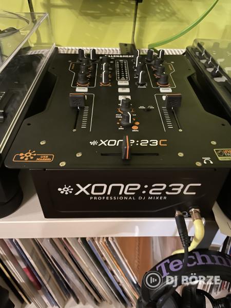 Allen & Heath Xone 23c+Decksaver
