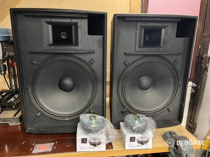 Solton PL15, 300/600W 8 ohm topláda, új szivaccsal