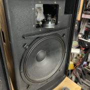 Solton PL15, 300/600W 8 ohm topláda, új szivaccsal