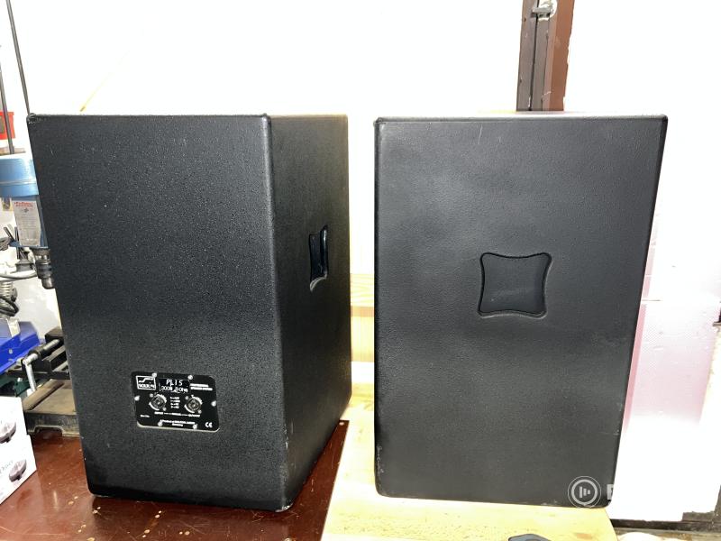 Solton PL15, 300/600W 8 ohm topláda, új szivaccsal