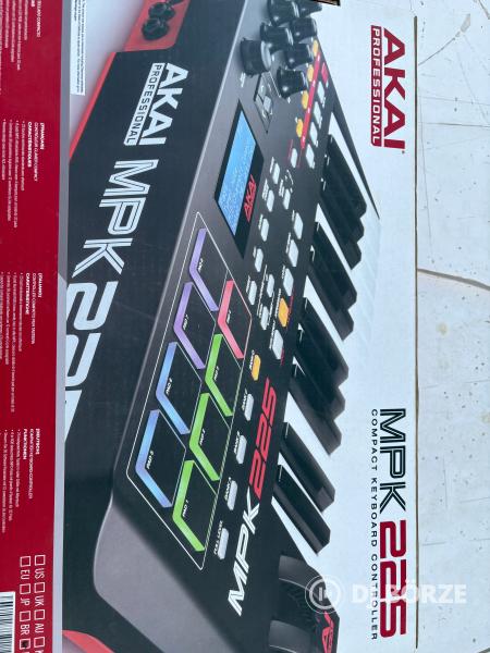 AKAI MPK 225 Midi kontroller - új / bontatlan