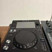 Pioneer DJ XDJ 700 + ajándék Decksaver