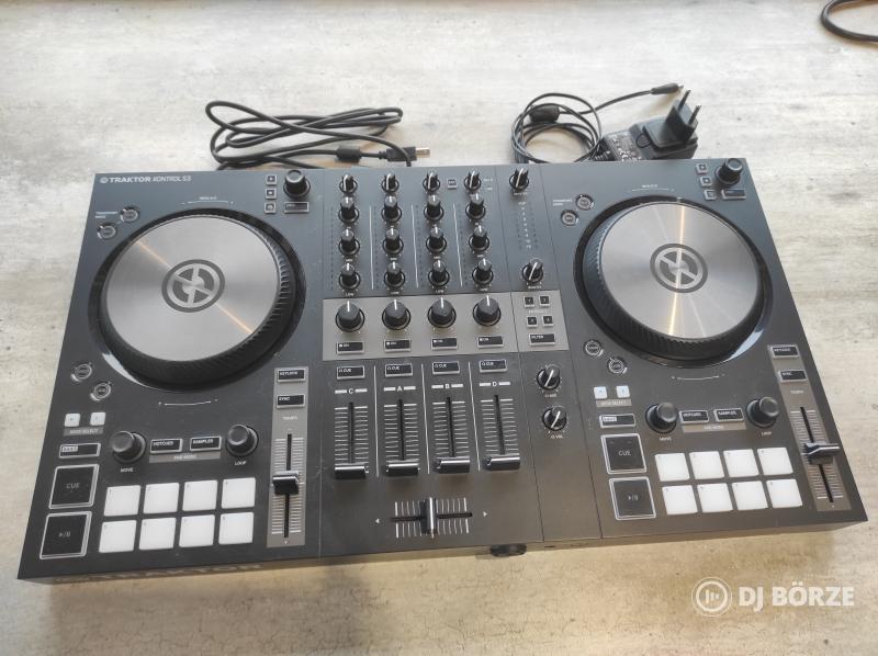 Native Instruments Traktor Kontrol S3