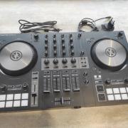 Native Instruments Traktor Kontrol S3