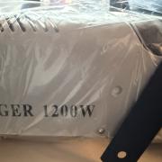 Füstgép 1200W – LED