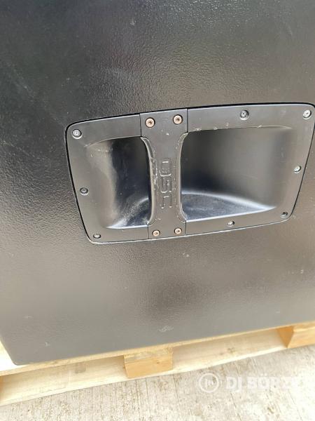 4db QSC HPR181 18" aktív szub láda