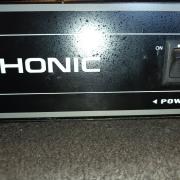 Phonic Max2500 végfok