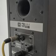 JBL 305P MkII Aktív Studio hangfal párban eladó, újszerűek.  Saját dobozukban!