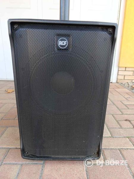 RCF EVOX J8 aktív hangfal