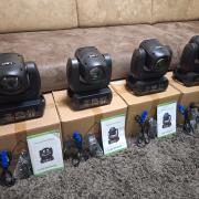 Eladó 4 db új 100 watt teljesitményű 1/18 prizmás beam&spot robotlámpa