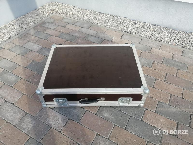 Tároló/szállító konténer