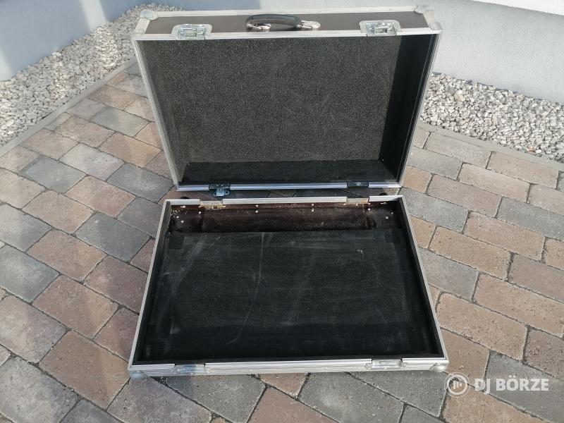 Tároló/szállító konténer