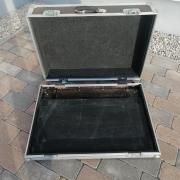 Tároló/szállító konténer