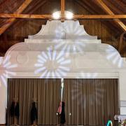 Robotlámpa: 4db, 85w-os, 3 prizmás