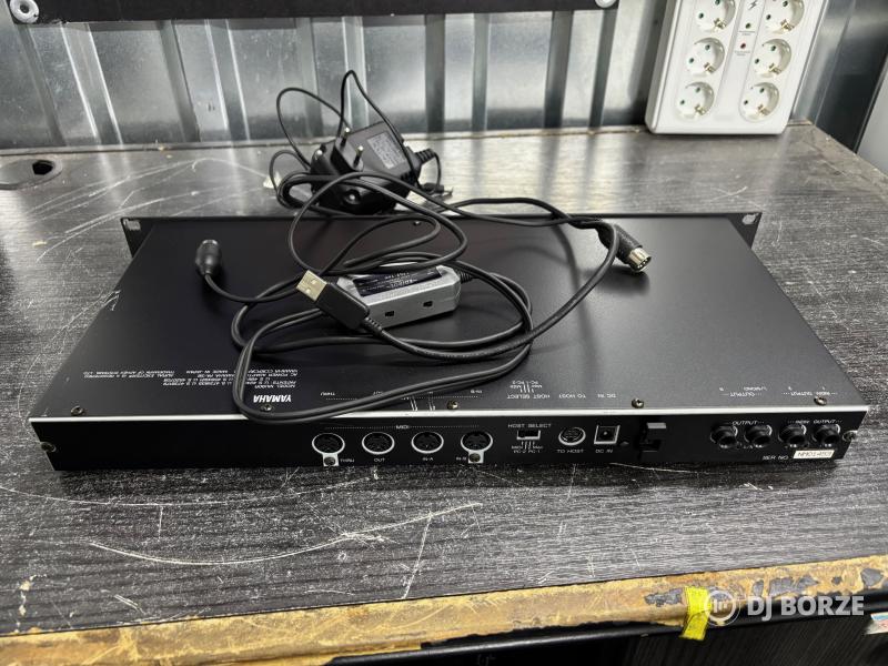 Yamaha MU90R hanggenerátor + ajándék USB Midi interface