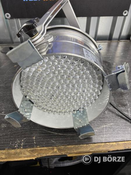 2 db ledes RGB par lámpa újszerű állapotban + ajándék színkeret