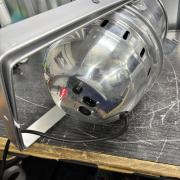 2 db ledes RGB par lámpa újszerű állapotban + ajándék színkeret