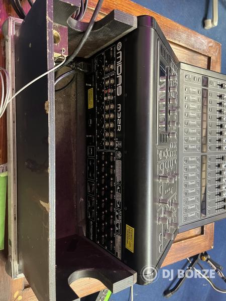 Midas M32R + Klark Teknik DN32-USB kártya