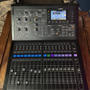 Midas M32R + Klark Teknik DN32-USB kártya