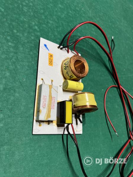 Reflex R-250 hangváltók