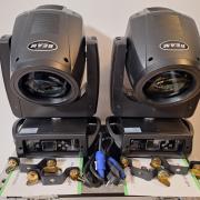 Eladó 2 db új 230 watt teljesítményű 7R robotlámpa rackkel