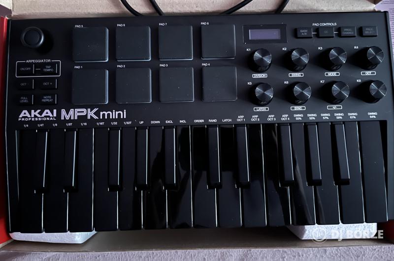 AKAI Professional MPK Mini MK3