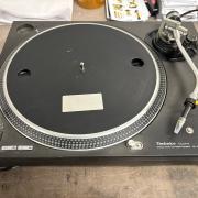 Technics SL1210 MK2 lemezjátszók - 2 darab