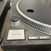Technics SL1210 MK2 lemezjátszók - 2 darab