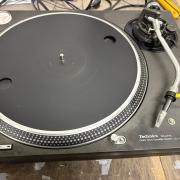 Technics SL1210 MK2 lemezjátszók - 2 darab