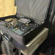 Pioneer XDJ RX3 + táska