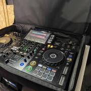 Pioneer XDJ RX3 + táska