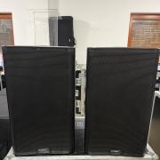 QSC K12.2 + Gyári tokok, megkímélt szép állapotban